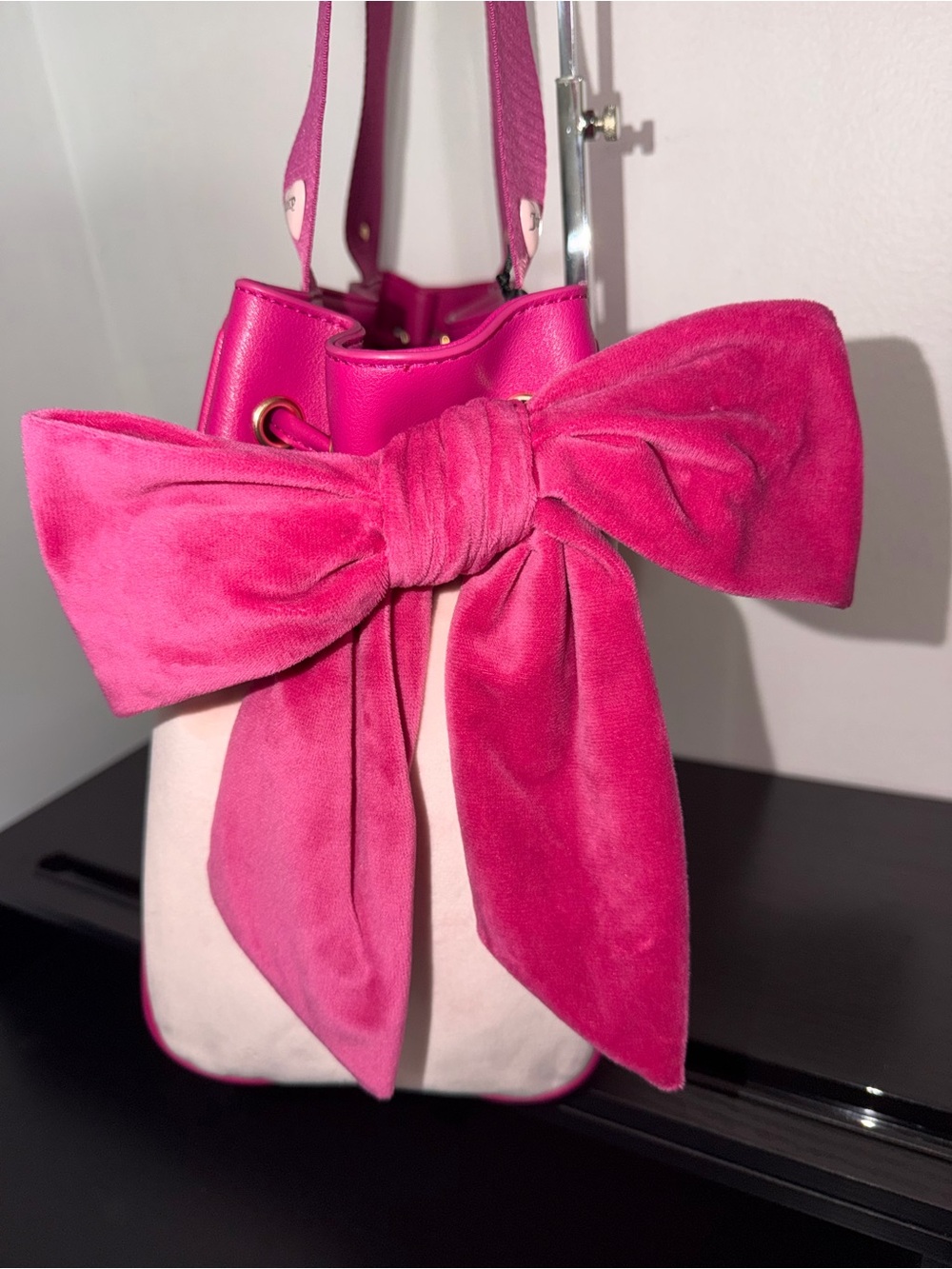 Juicy Couture Spill the Juicy Tea Daydreamer Sweet Tea Party Tote Pink Clay NWT - Picture 5 of 7